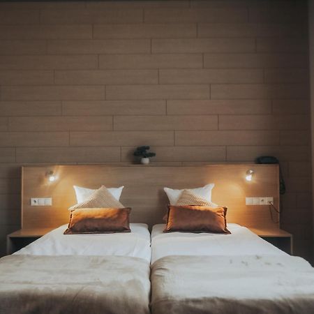 Hotel Ingredi Bree Bagian luar foto