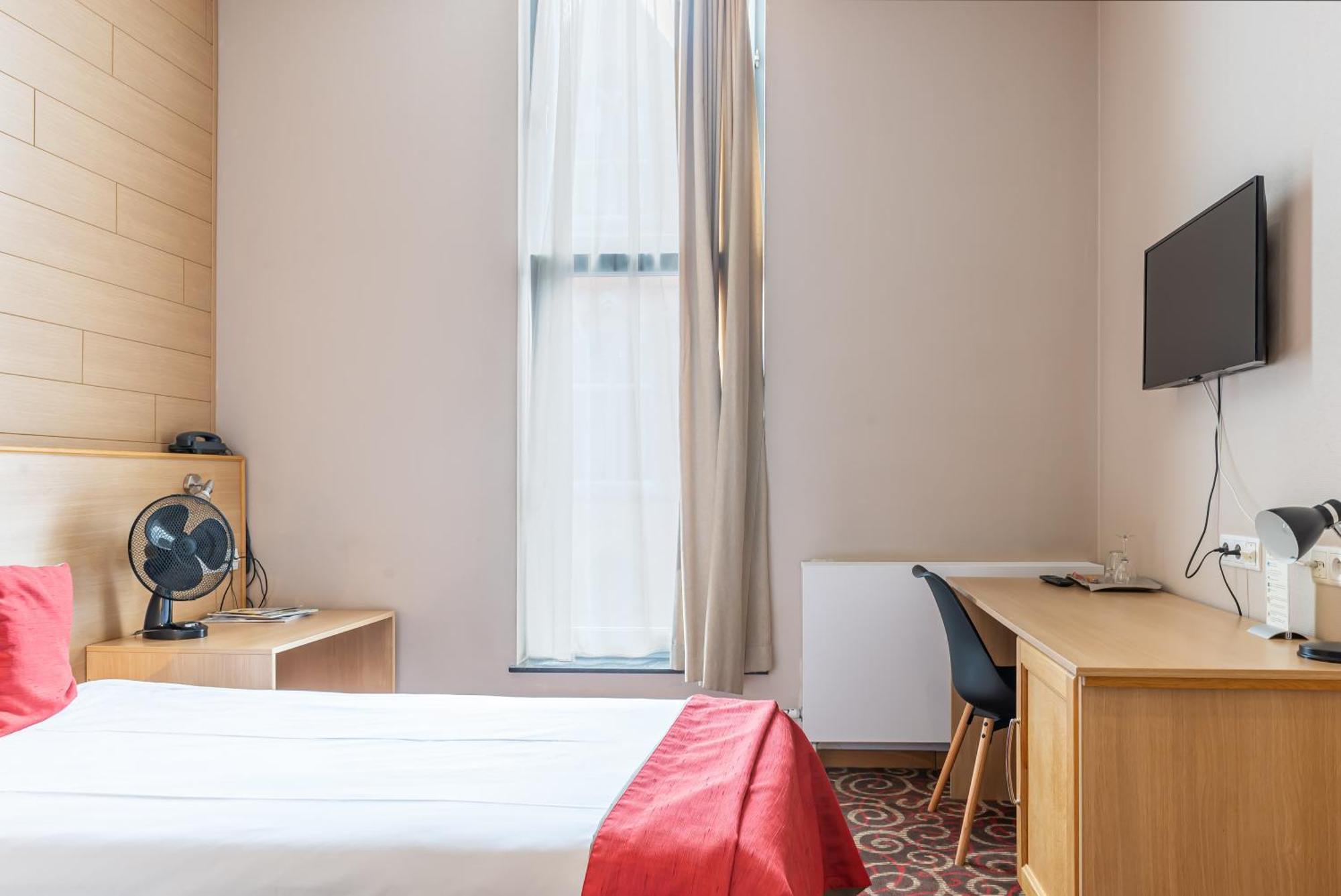 Hotel Ingredi Bree Bagian luar foto