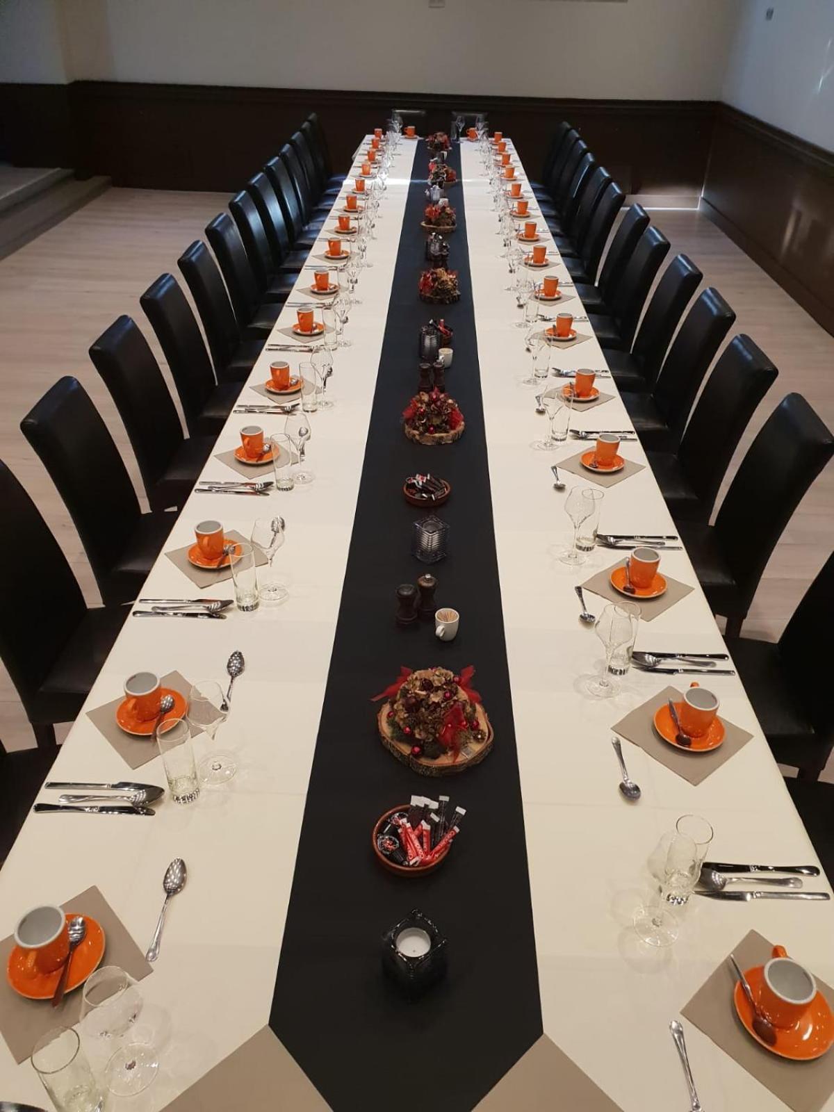 Hotel Ingredi Bree Bagian luar foto