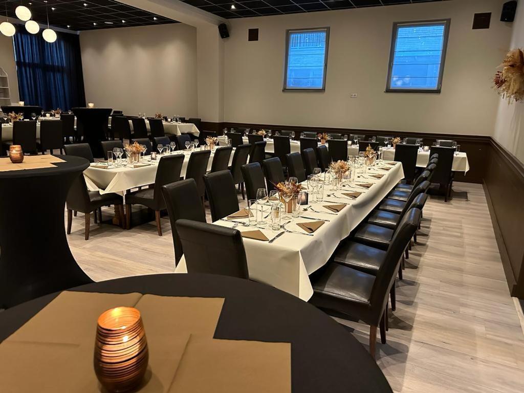 Hotel Ingredi Bree Bagian luar foto