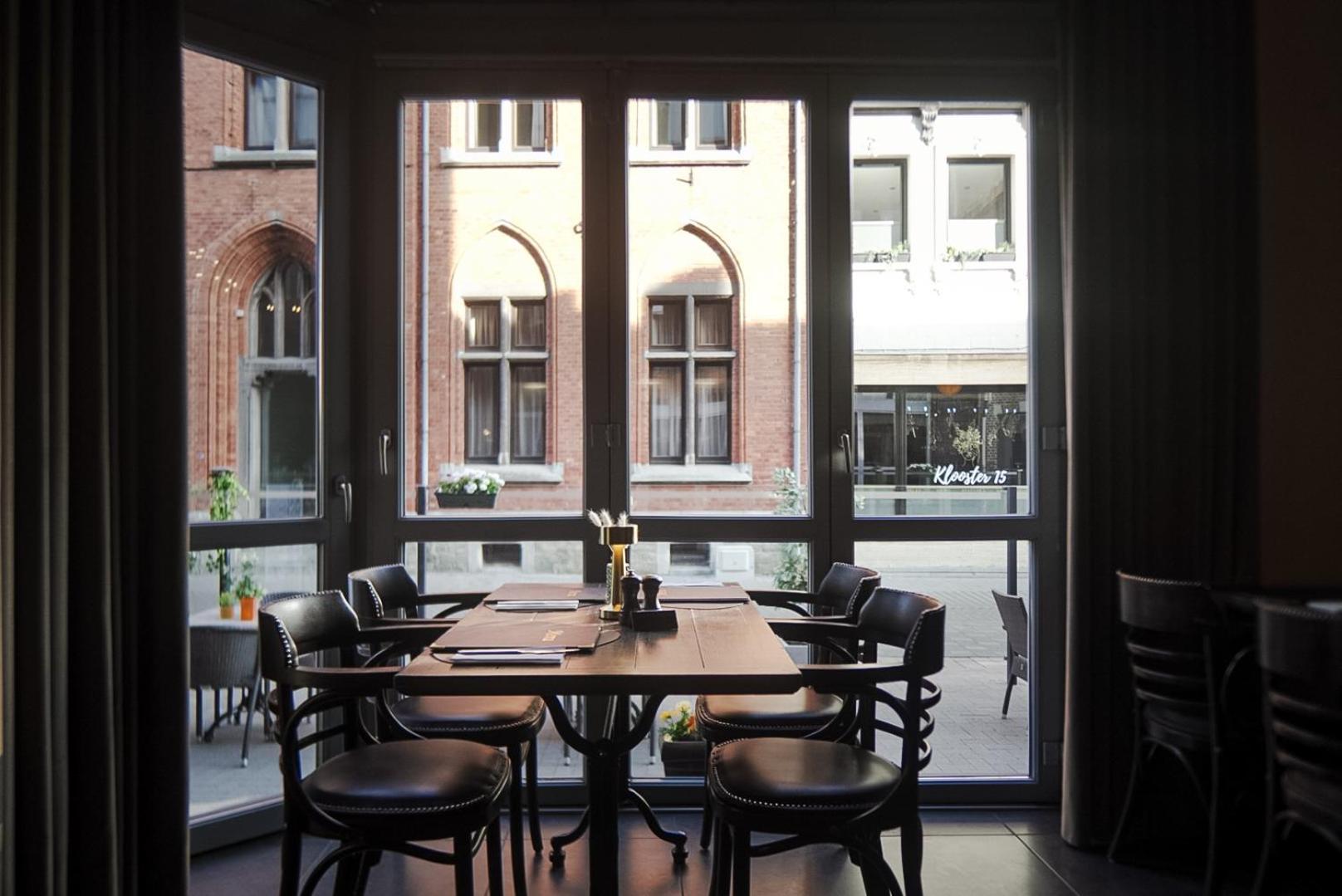 Hotel Ingredi Bree Bagian luar foto